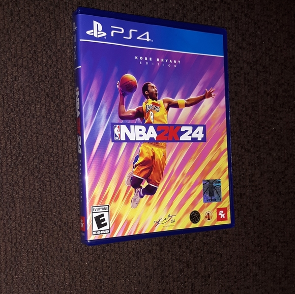 PS4 Sport Game Bundle- Madden 24/ NBA 2K24/ AEW Fight Forever/ FC24 - Picture 2 of 5